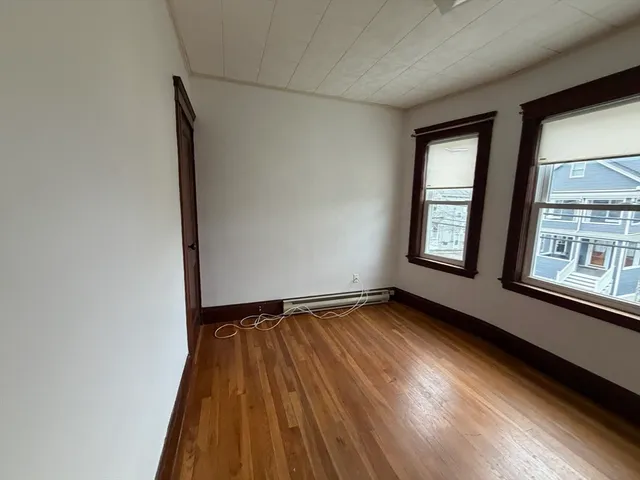 $2,800 | 44 Varnum Street, Unit 2, Arlington, MA 02474