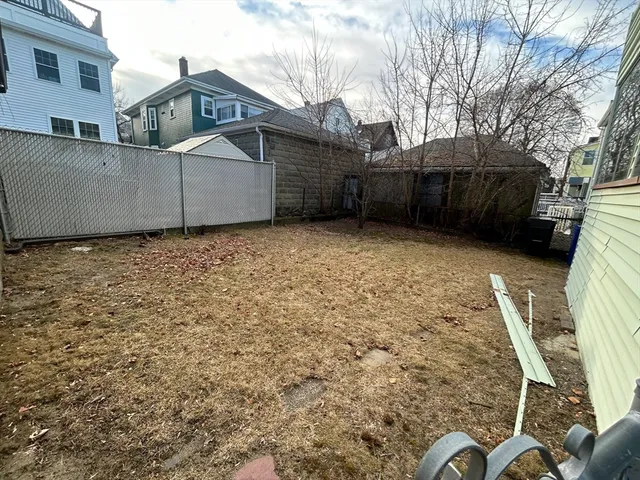 $2,800 | 44 Varnum Street, Unit 2, Arlington, MA 02474