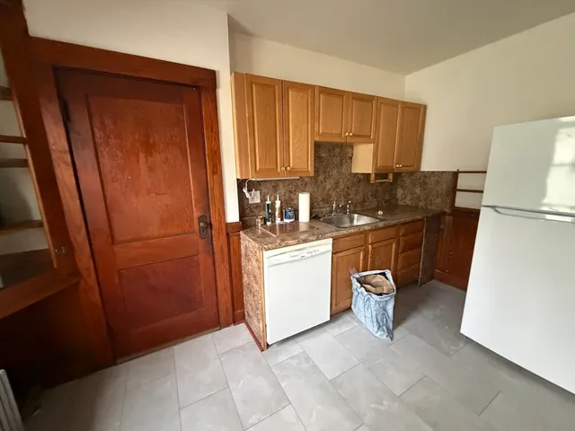 $2,800 | 44 Varnum Street, Unit 2, Arlington, MA 02474