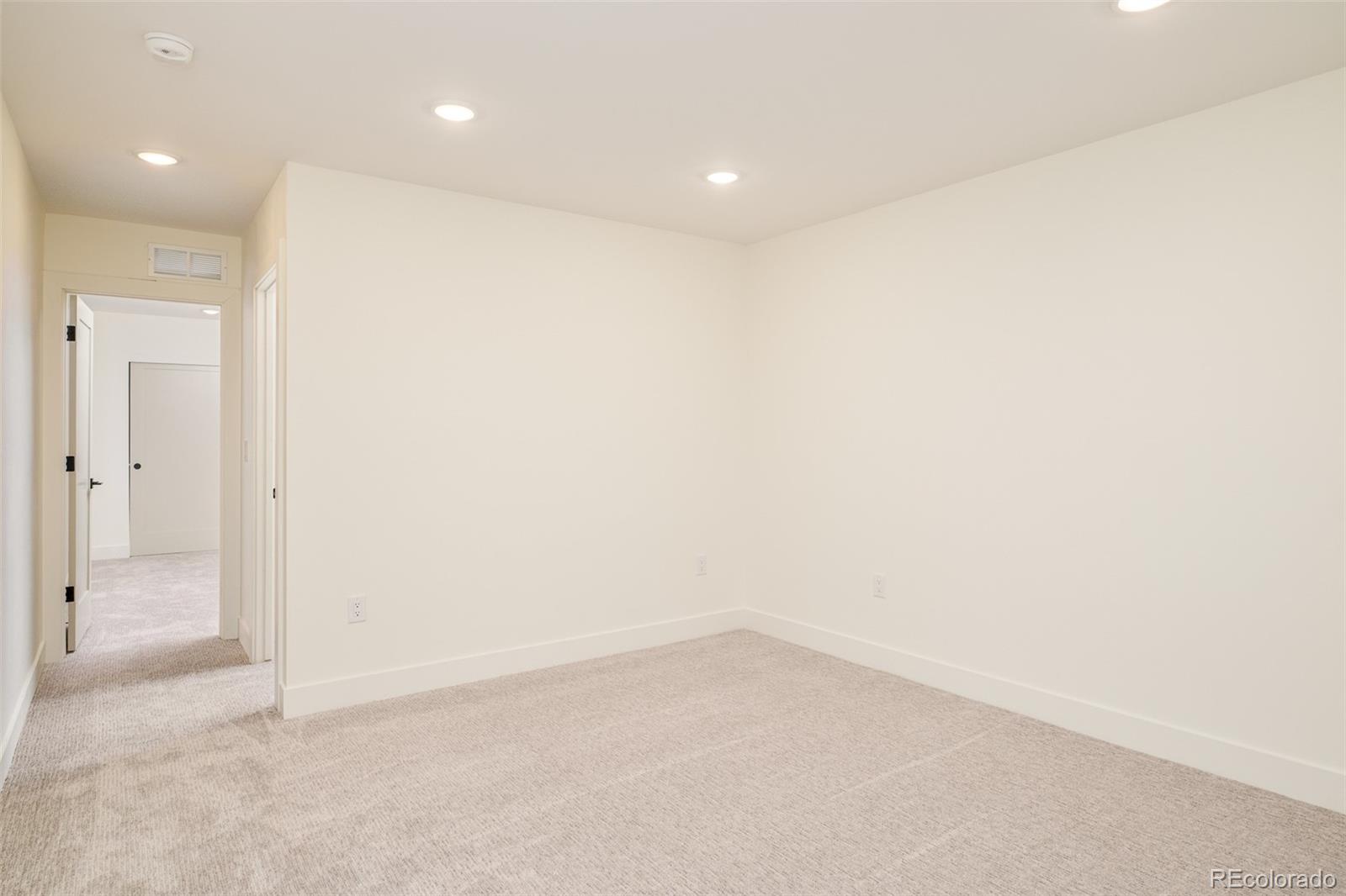 3414 Lawrence Street Denver, CO 80205 - Photo 28 of 37