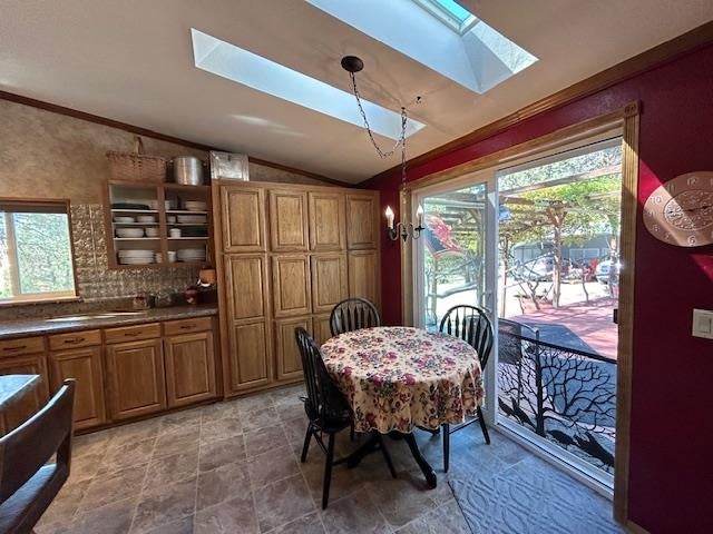 5320 Ager Beswick Road Hornbrook, CA 96044 - Photo 13 of 48 Gallery Image 13
