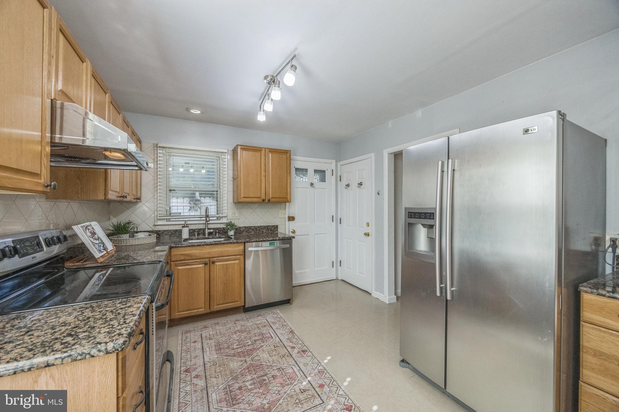 110 Lynbrooke Road Springfield, PA 19064 - Photo 11 of 39