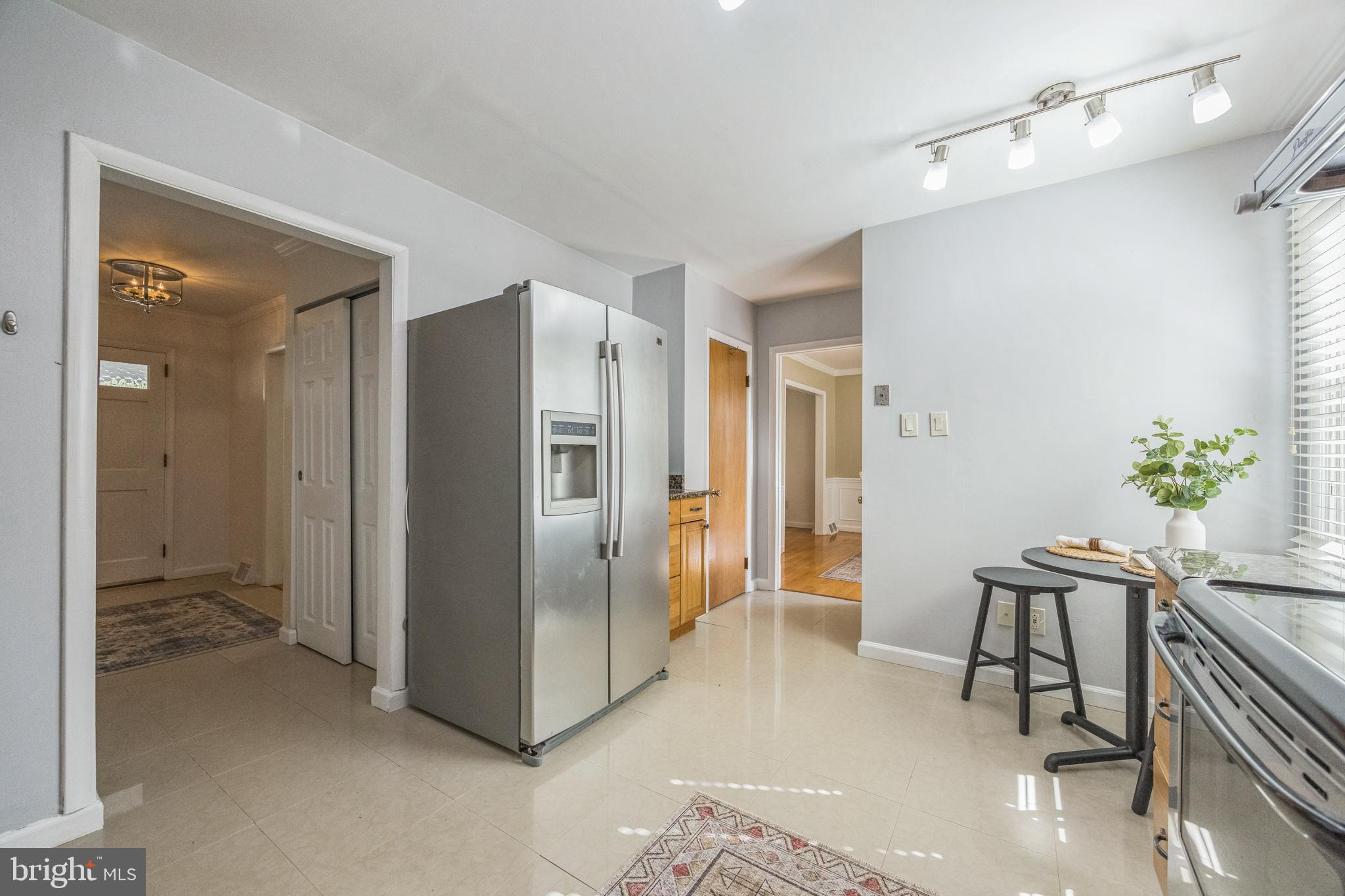 110 Lynbrooke Road Springfield, PA 19064 - Photo 13 of 39