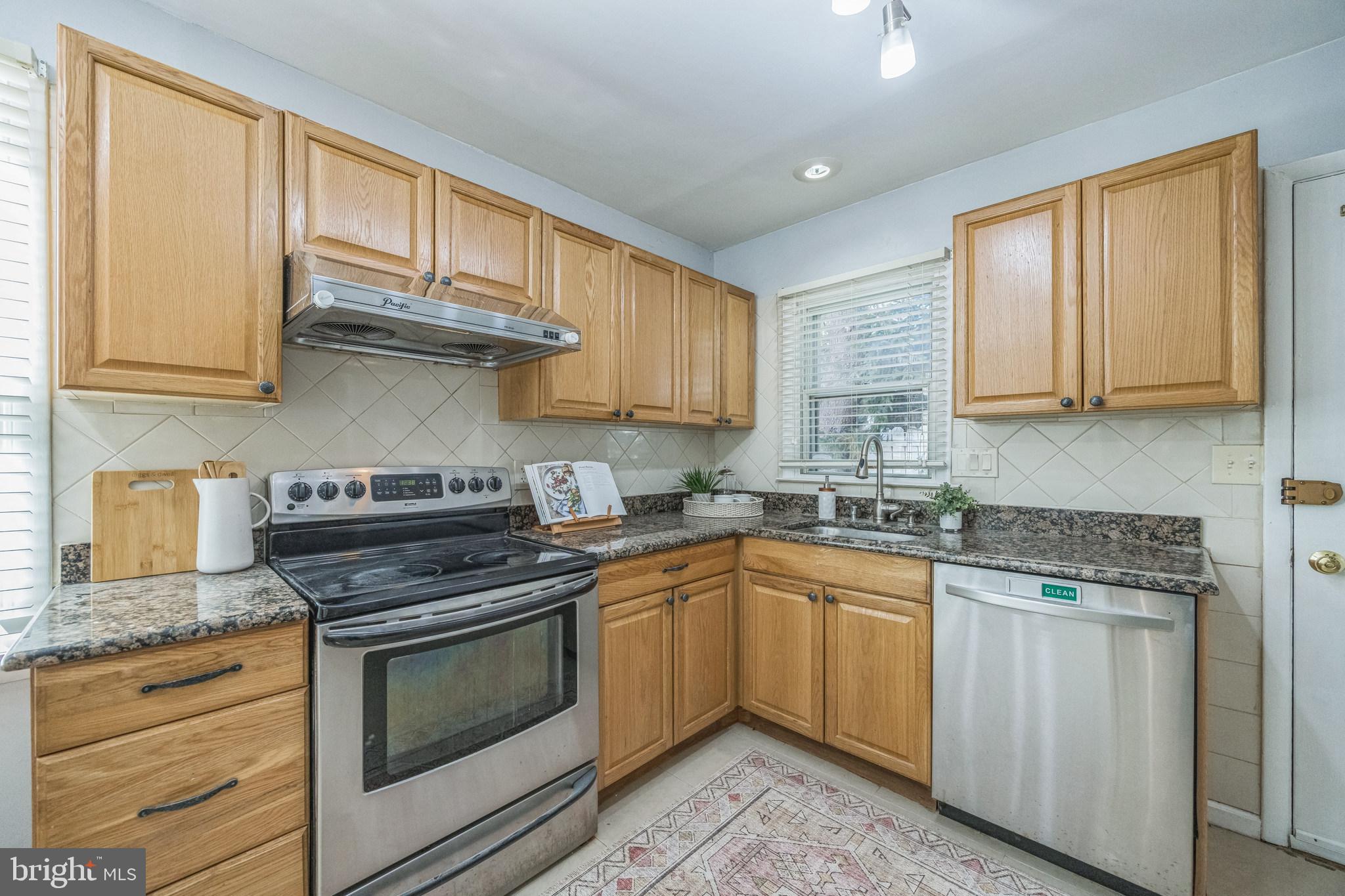 110 Lynbrooke Road Springfield, PA 19064 - Photo 14 of 39