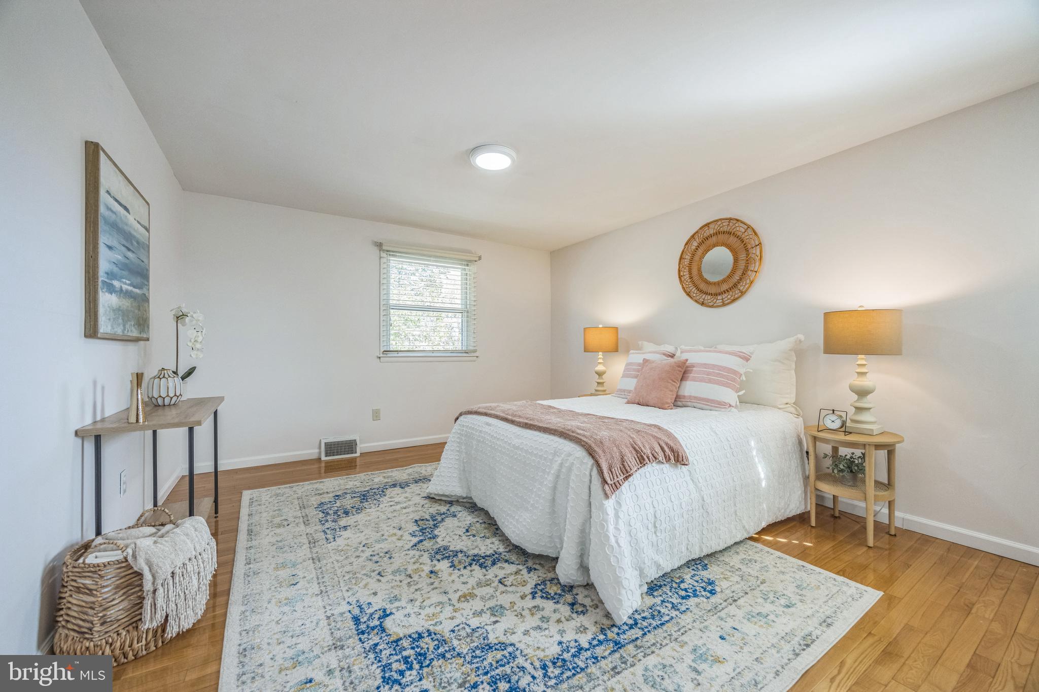 110 Lynbrooke Road Springfield, PA 19064 - Photo 17 of 39 Primary bedroom suite