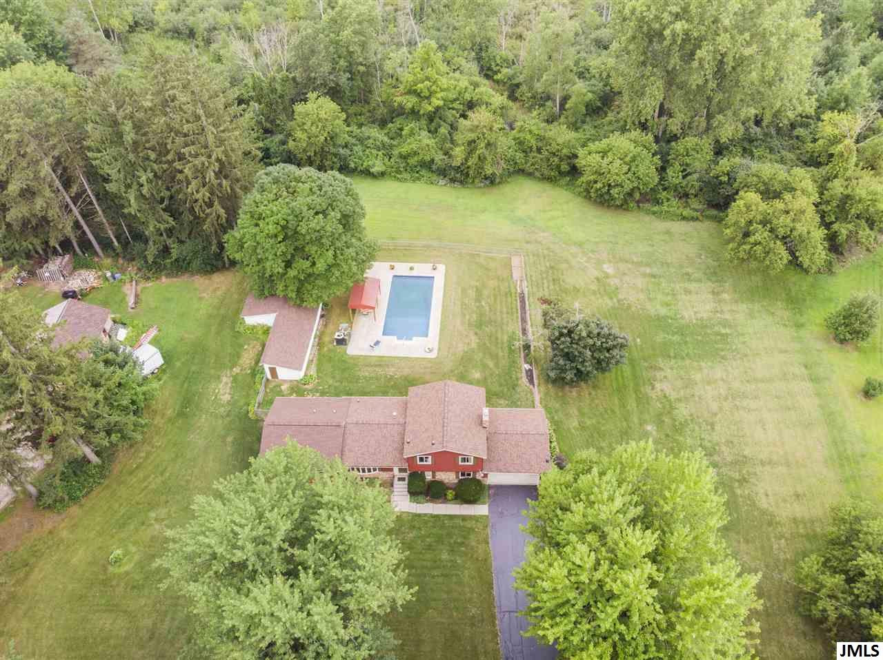 2700 Reynolds Road Jackson, MI 49201 - Photo 3 of 21 Photo 3