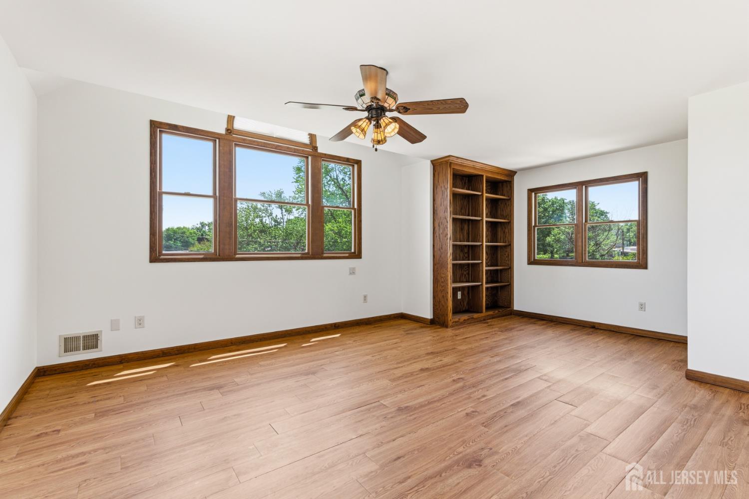 39 Kearney Road Sayreville, NJ 08879 - Photo 23 of 40