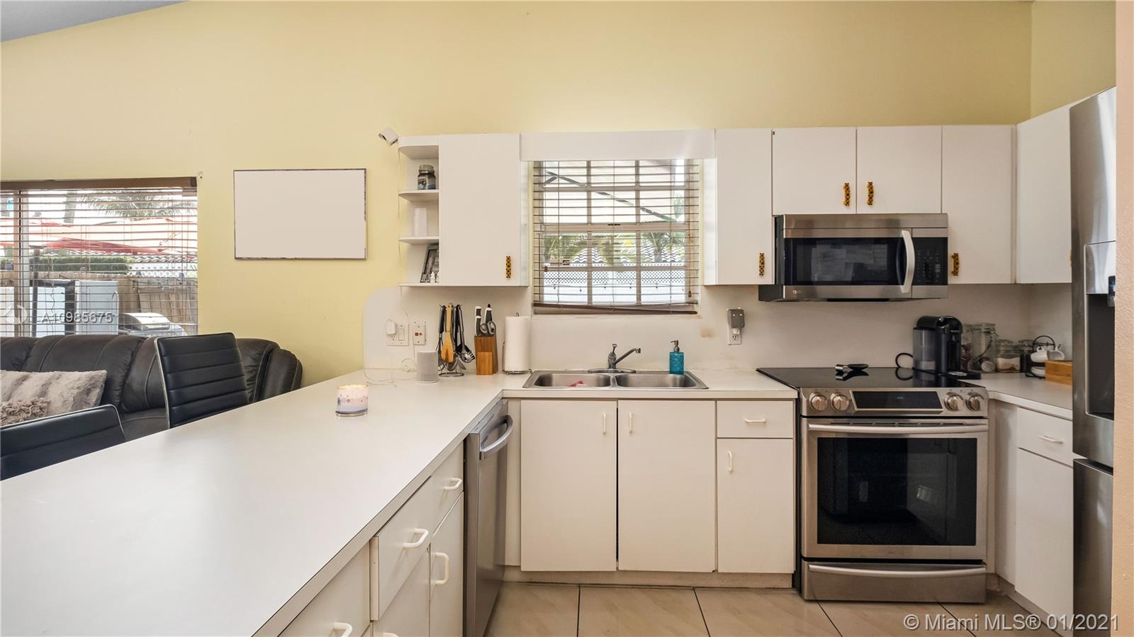 14564 Southwest 113th Street Miami, FL 33186 - Photo 11 of 25