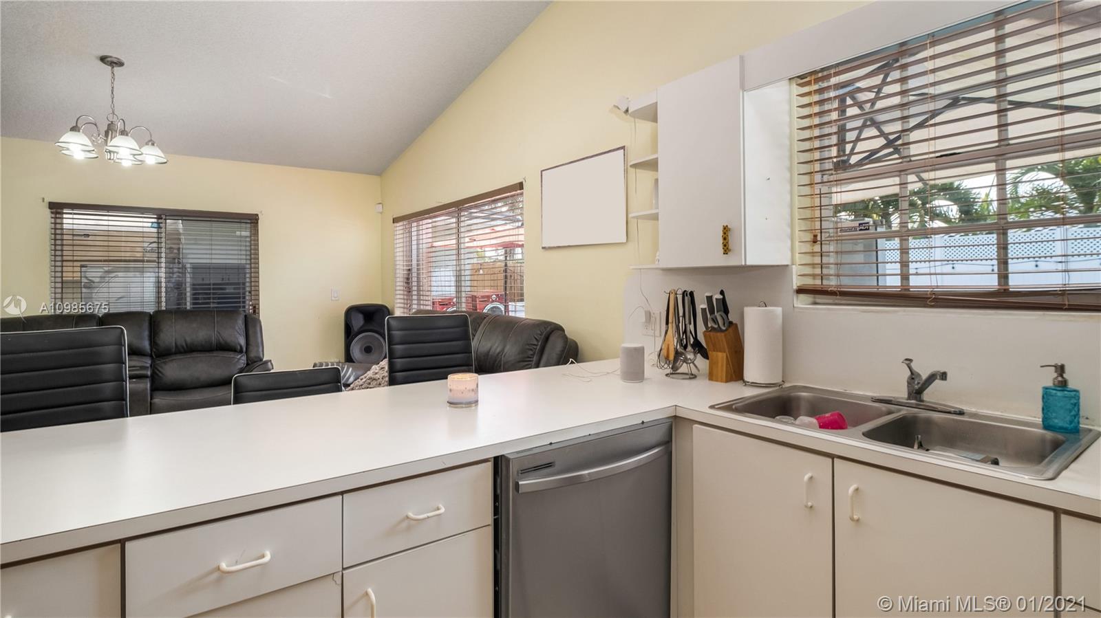 14564 Southwest 113th Street Miami, FL 33186 - Photo 13 of 25