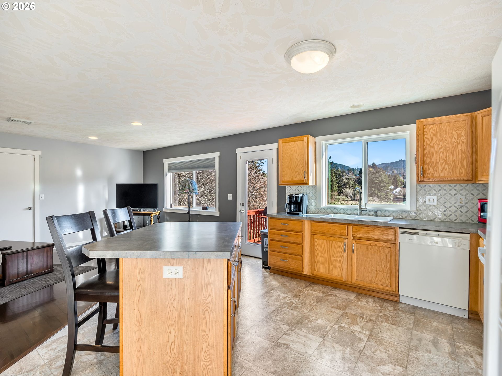 1255 Ave East Seaside, OR 97138 - Photo 13 of 40