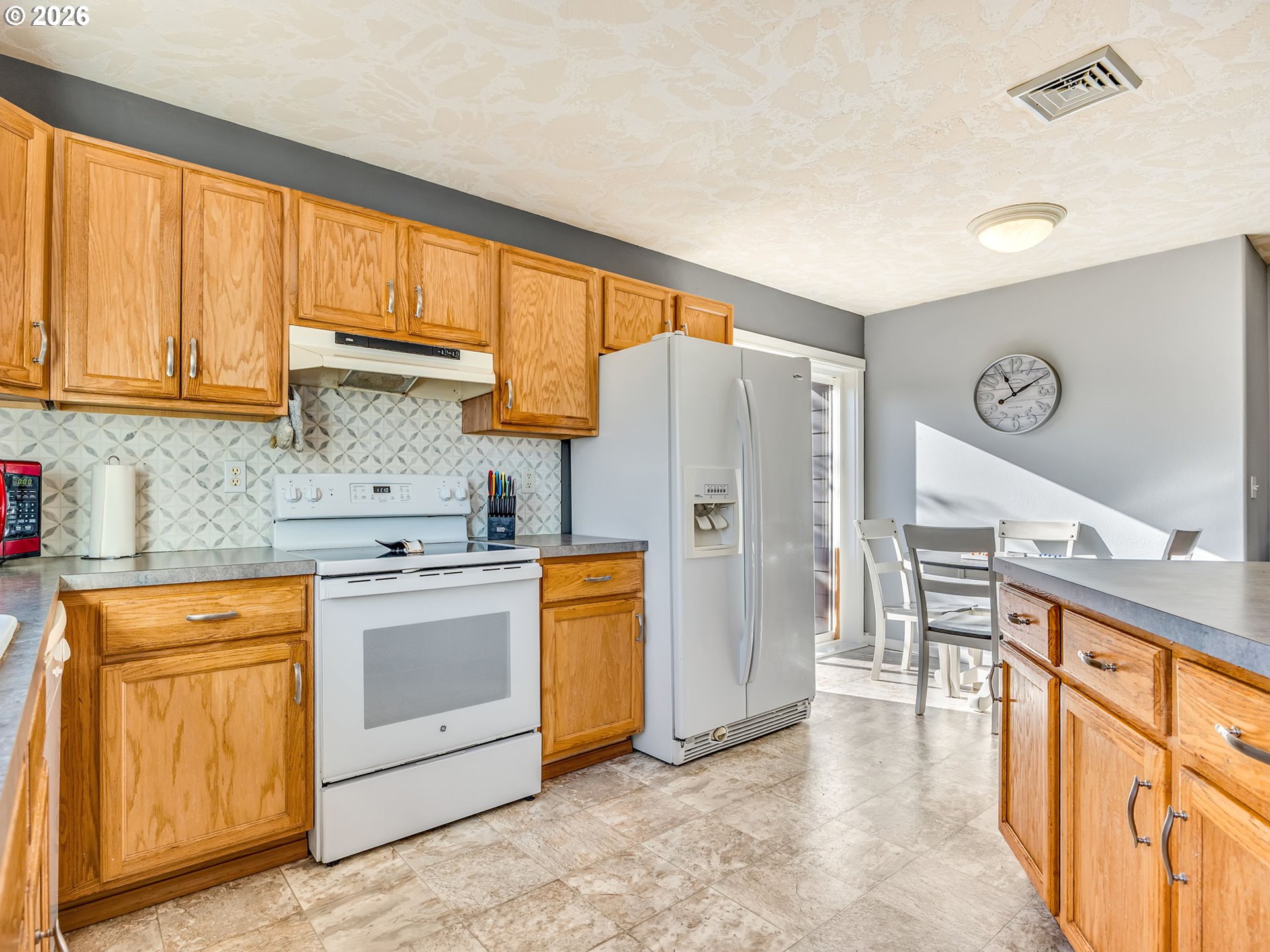 1255 Ave East Seaside, OR 97138 - Photo 17 of 40