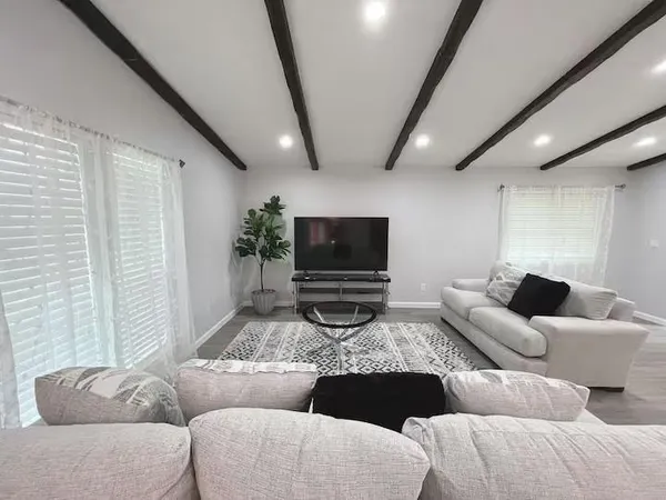 $3,250 | 1914 East Spring Valley Road, Richardson, TX 75081