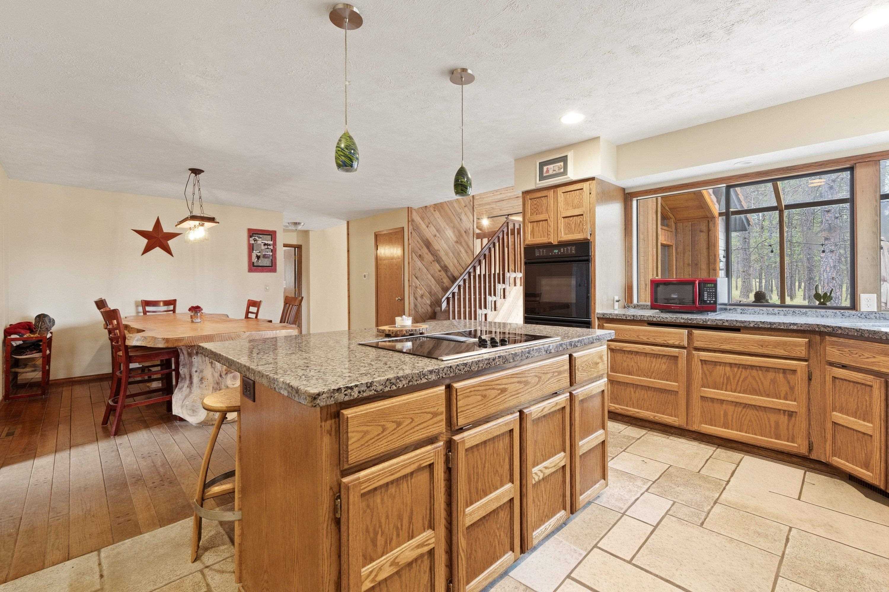 13607 South Goss Road Cheney, WA 99004 - Photo 11 of 42