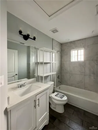 $1,100 | 2219 Northridge Avenue, Unit 3, Harlingen, TX 78550