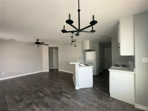 $1,100 | 2219 Northridge Avenue, Unit 3, Harlingen, TX 78550