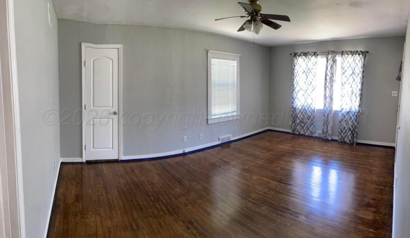 2212 Locust Street Amarillo, TX 79109 - Photo 7 of 10 IMG_3487