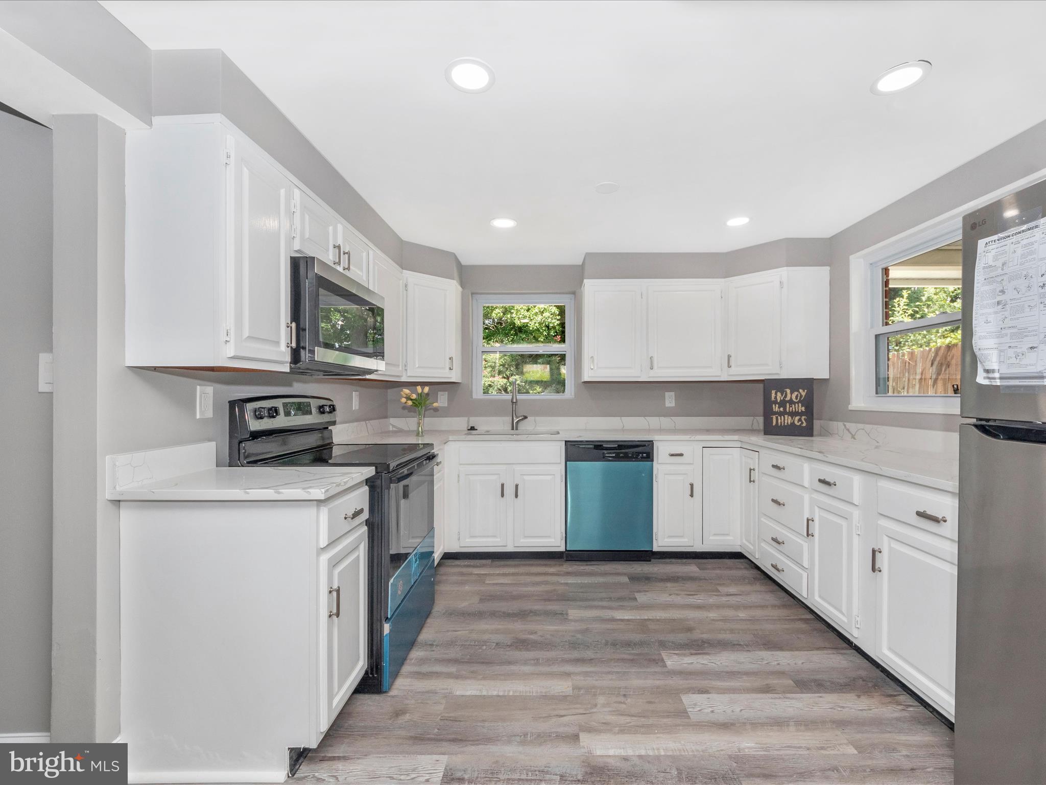 1402 Ray Road Hyattsville, MD 20782 - Photo 12 of 51 Kitchen