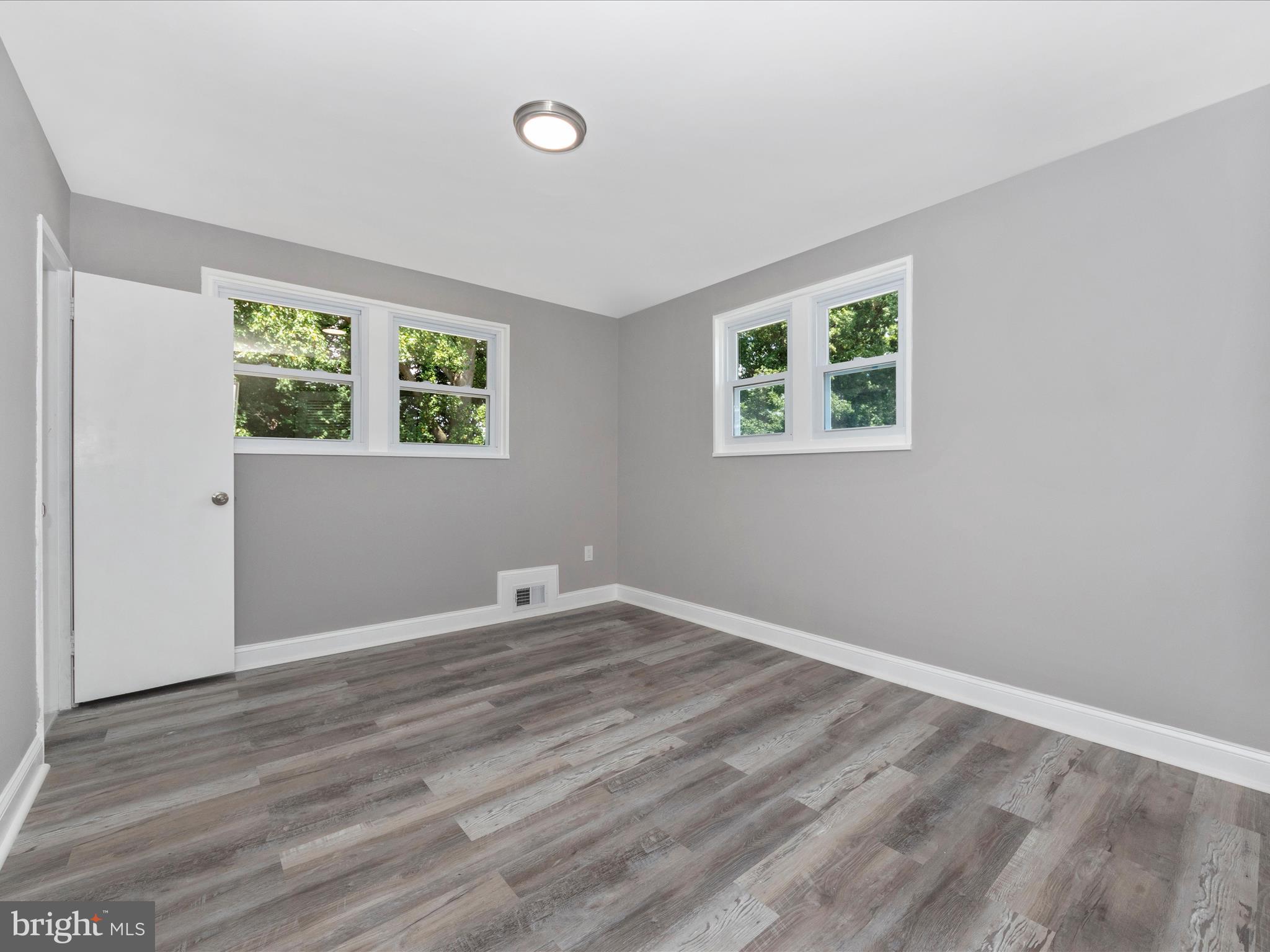 1402 Ray Road Hyattsville, MD 20782 - Photo 17 of 51 Primary Bedroom
