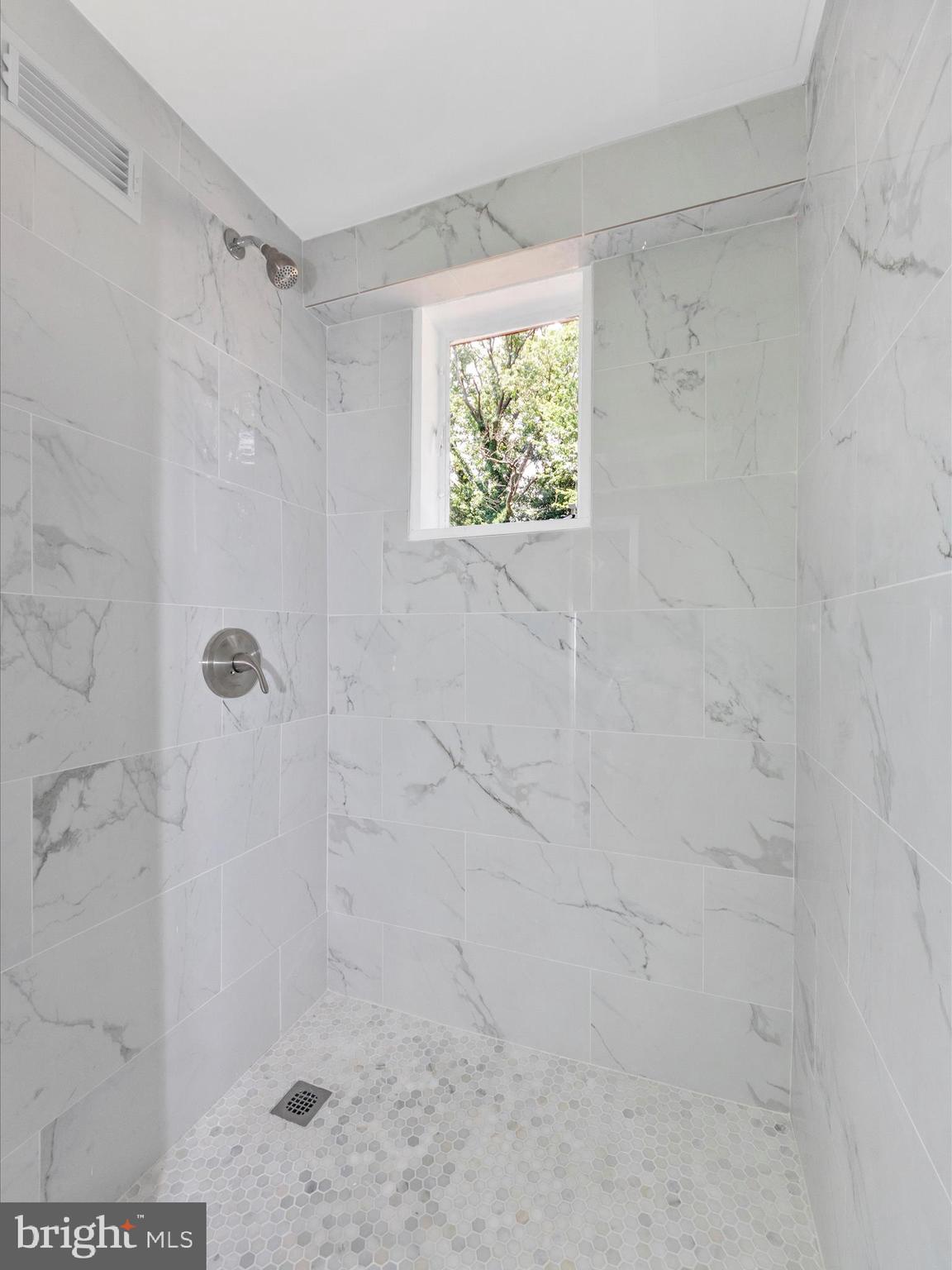 1402 Ray Road Hyattsville, MD 20782 - Photo 33 of 51 Bathroom 3