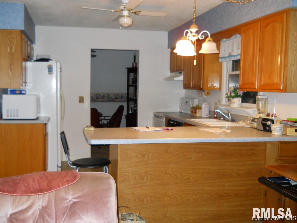5330 South 2nd Street Springfield, IL 62703 - Photo 8 of 11
