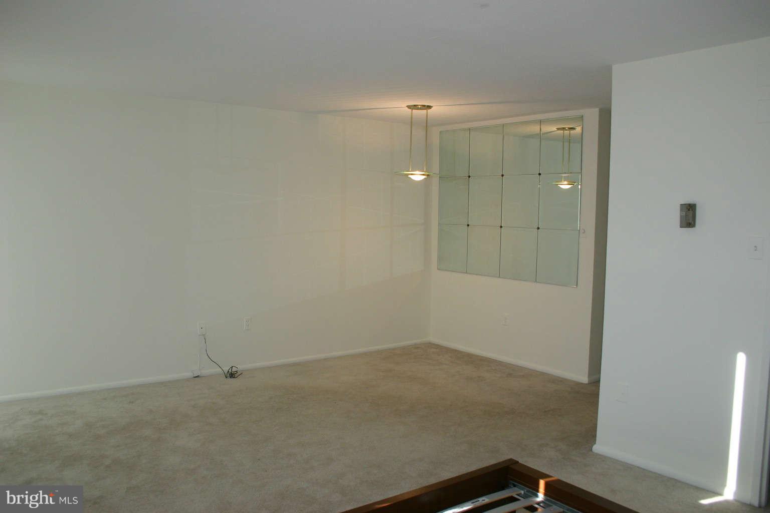 700 7th Street Southwest, Unit 423 Washington, DC 20024 - Photo 8 of 20 Living Room