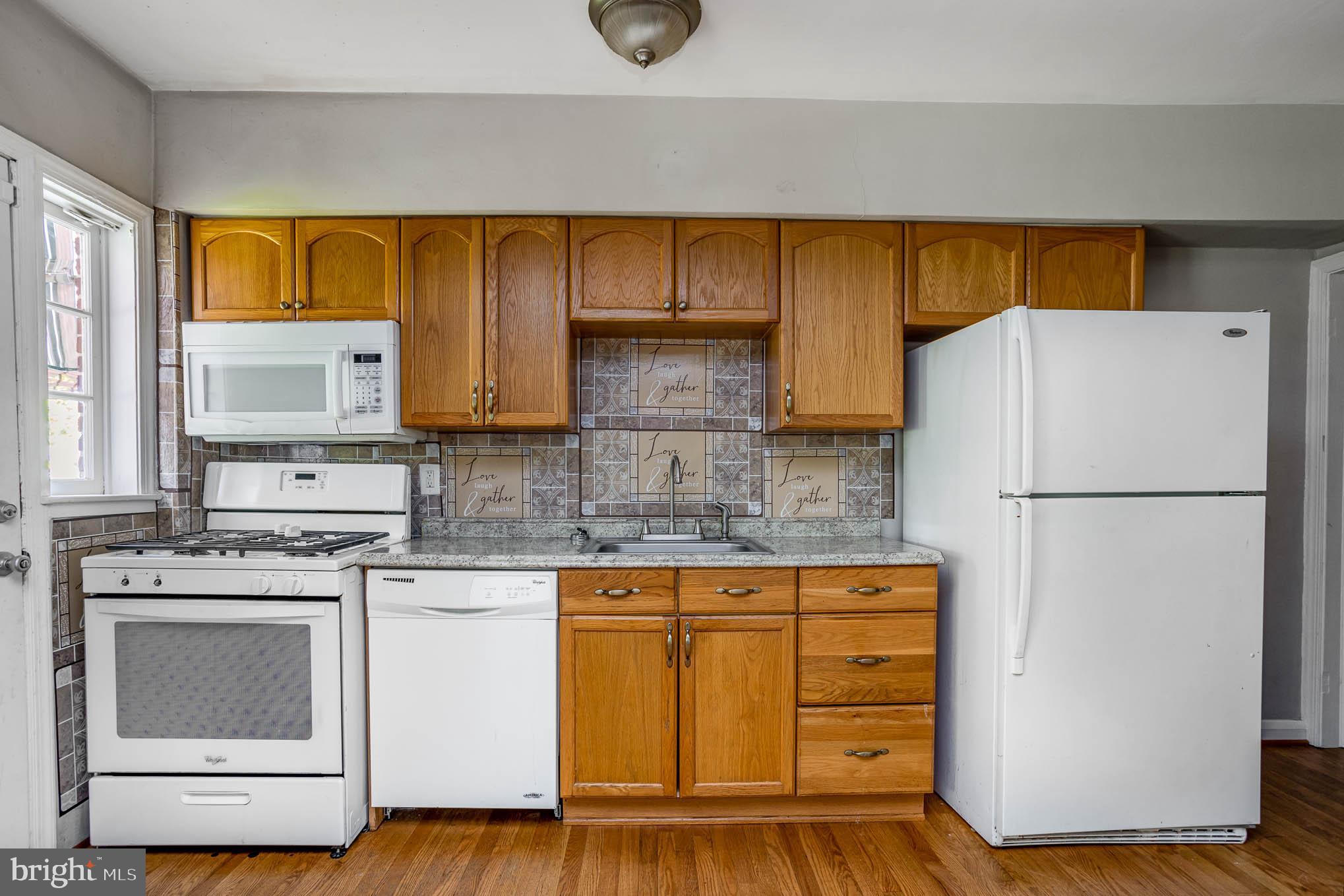 8364 Hillendale Road Parkville, MD 21234 - Photo 14 of 26