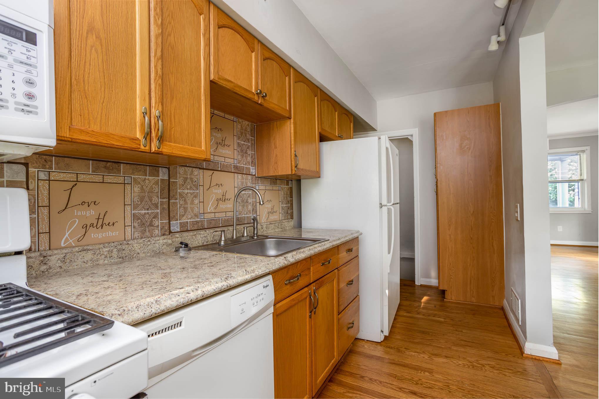 8364 Hillendale Road Parkville, MD 21234 - Photo 15 of 26