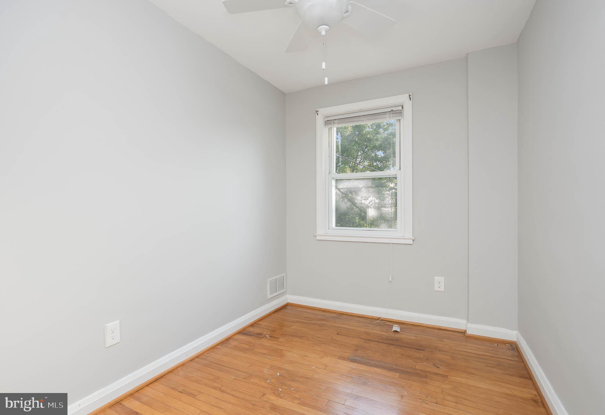 8364 Hillendale Road Parkville, MD 21234 - Photo 21 of 26