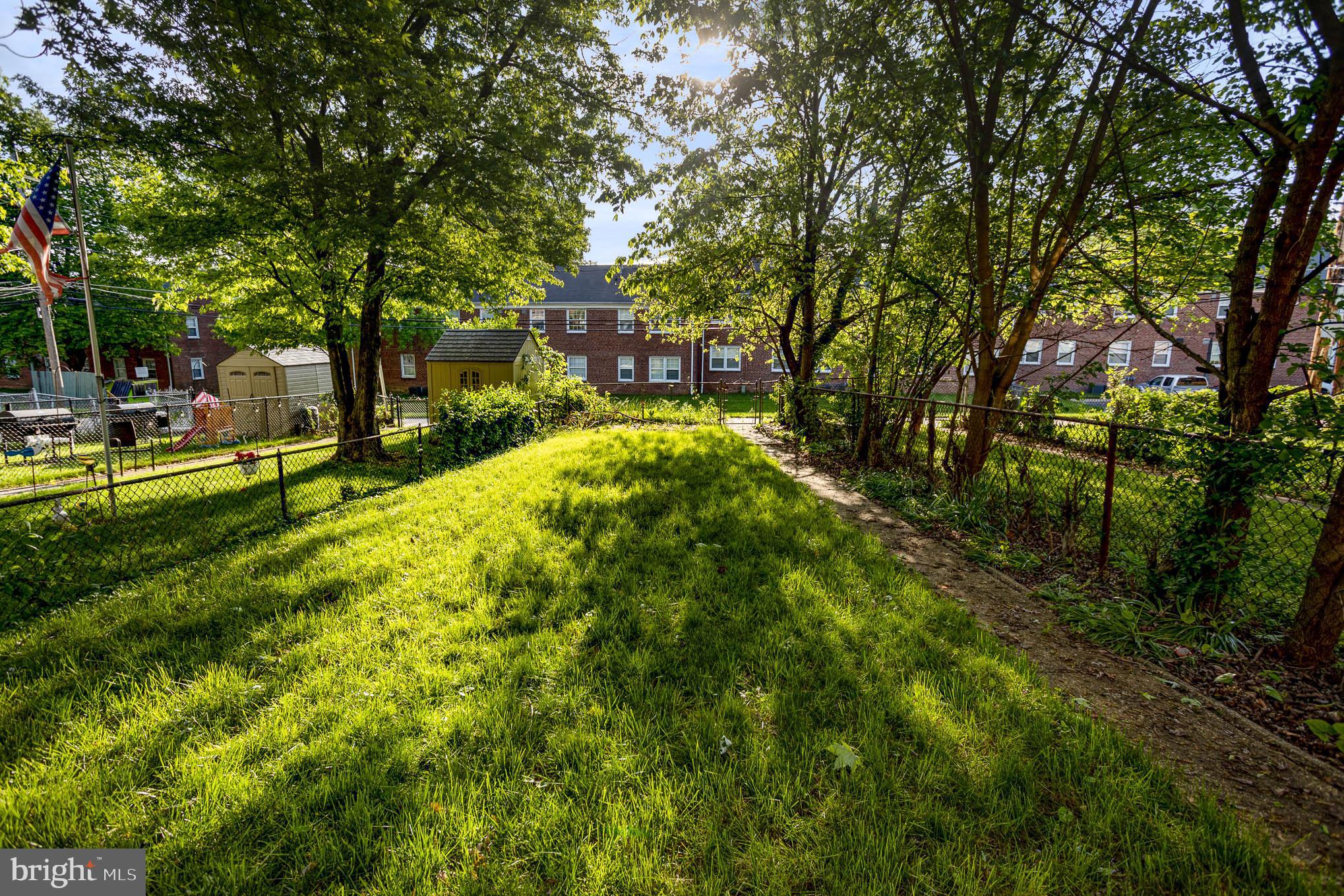8364 Hillendale Road Parkville, MD 21234 - Photo 4 of 26
