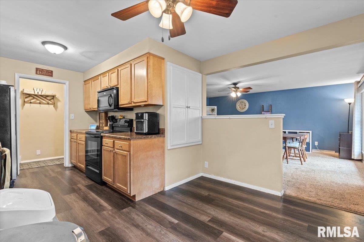 16 Marian Lane Springfield, IL 62704 - Photo 11 of 30
