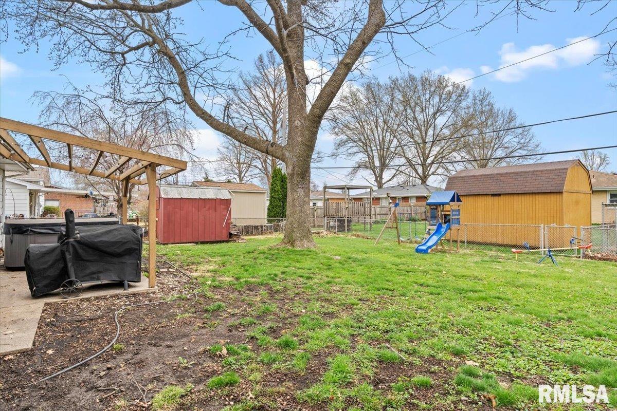 16 Marian Lane Springfield, IL 62704 - Photo 25 of 30