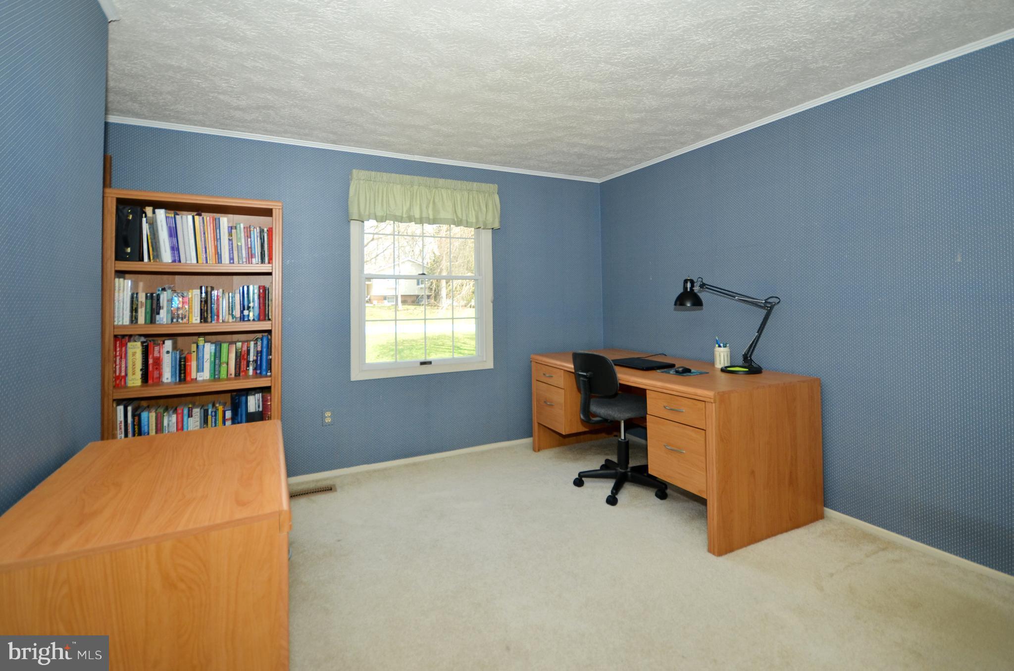2905 Anderson Road White Hall, MD 21161 - Photo 19 of 26 Den/Office