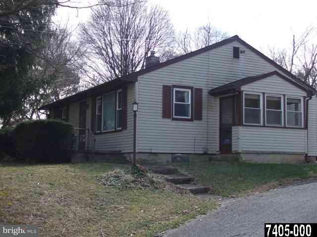 271 Hess Farm Road York, PA 17403 - Photo 2 of 9 Gallery Image 2