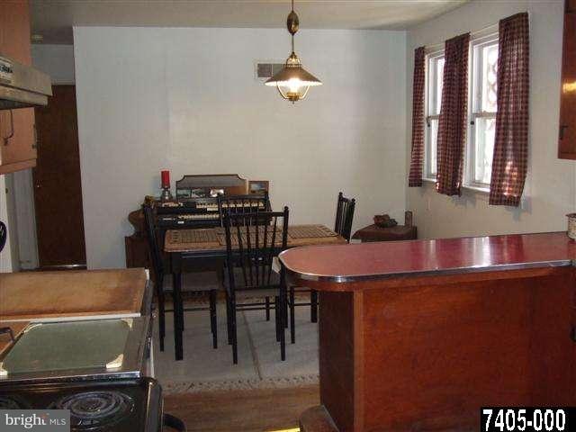 271 Hess Farm Road York, PA 17403 - Photo 4 of 9 Gallery Image 4