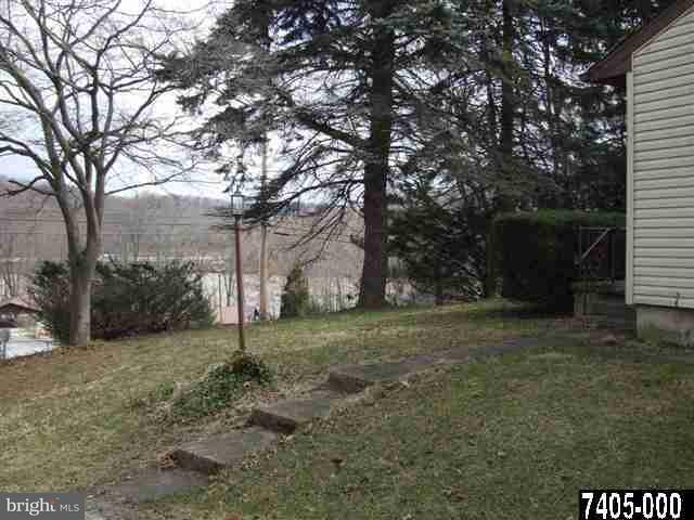 271 Hess Farm Road York, PA 17403 - Photo 7 of 9 Gallery Image 7