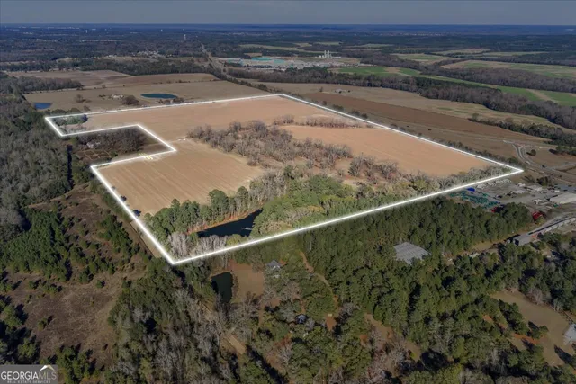 a view of a outdoor space