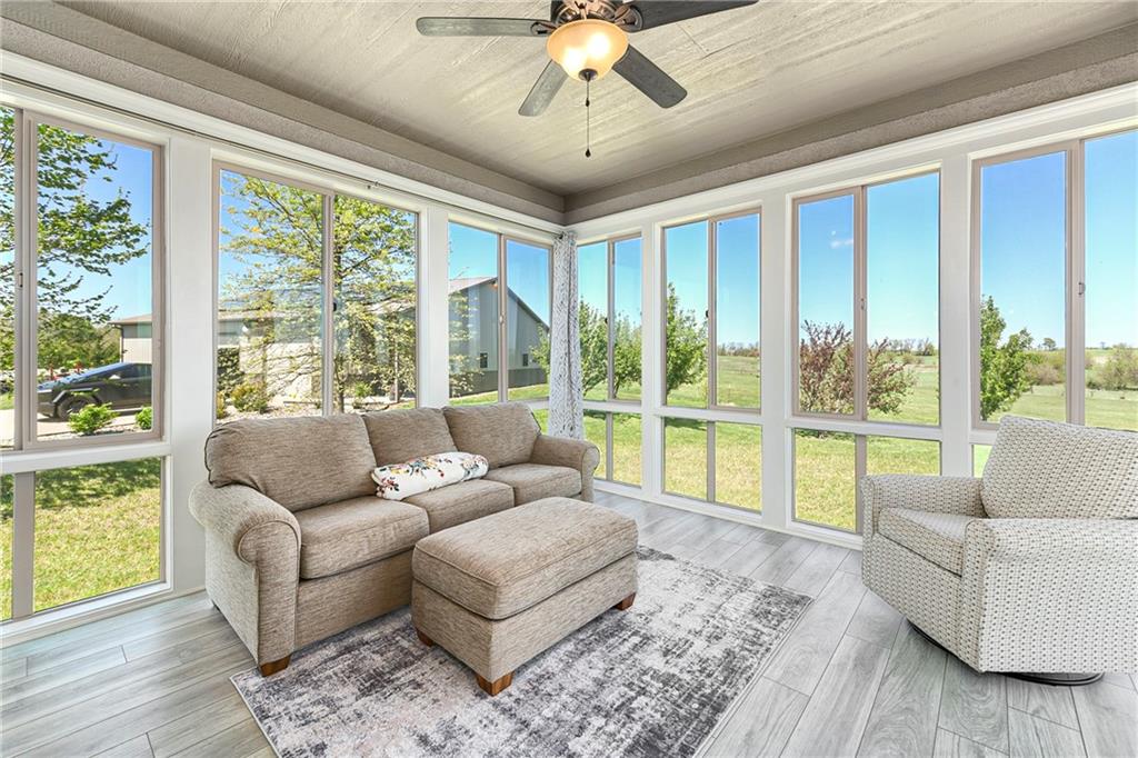 15006 Leavenworth Road Basehor, KS 66007 - Photo 29 of 63
