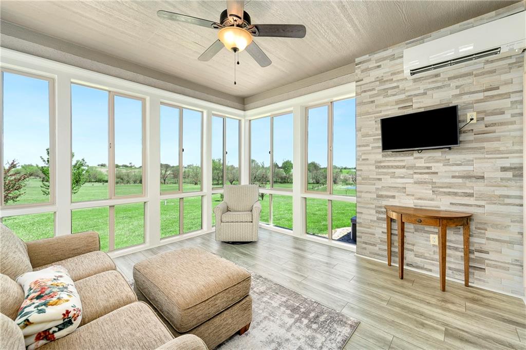 15006 Leavenworth Road Basehor, KS 66007 - Photo 30 of 63