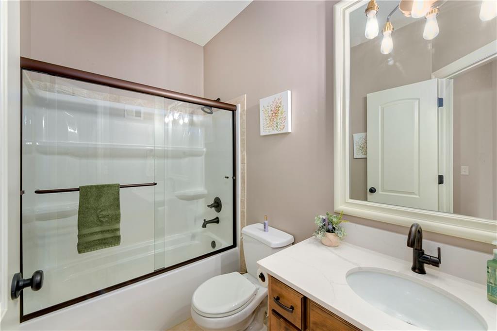 15006 Leavenworth Road Basehor, KS 66007 - Photo 33 of 63