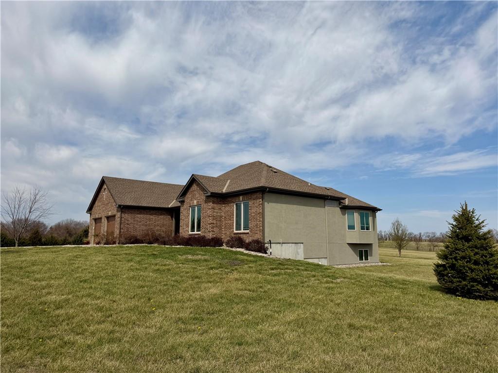 15006 Leavenworth Road Basehor, KS 66007 - Photo 4 of 12