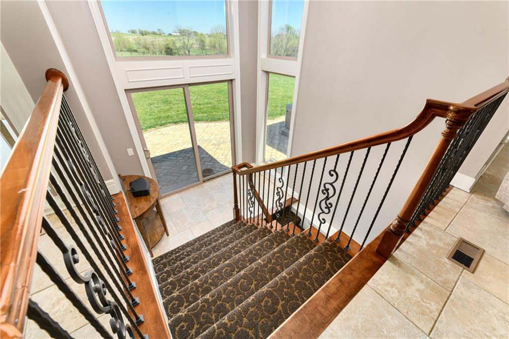 15006 Leavenworth Road Basehor, KS 66007 - Photo 46 of 63