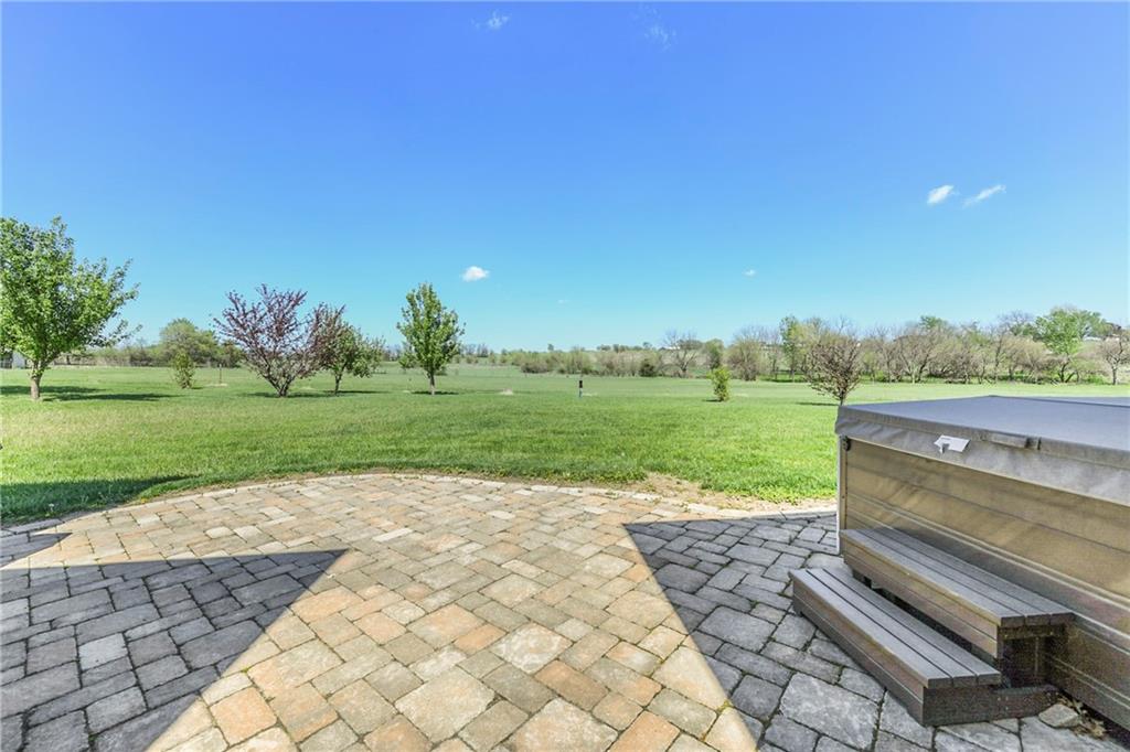 15006 Leavenworth Road Basehor, KS 66007 - Photo 60 of 63