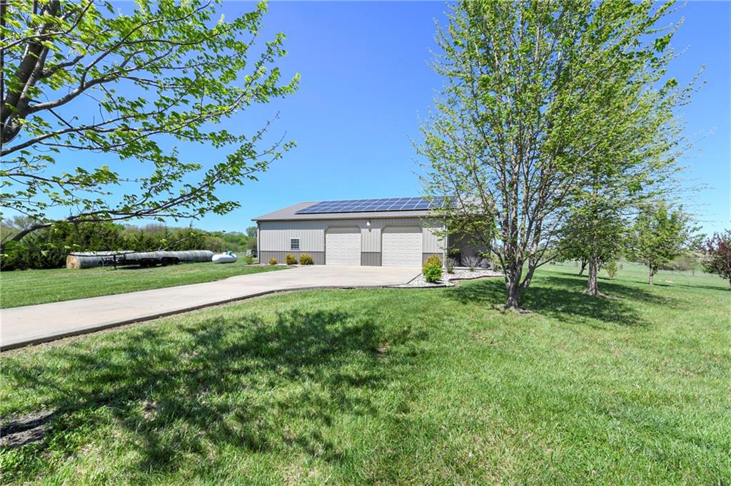 15006 Leavenworth Road Basehor, KS 66007 - Photo 61 of 63