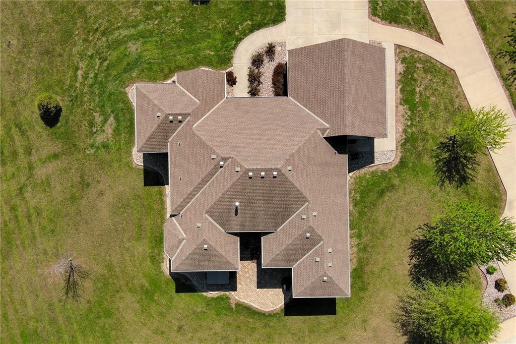 15006 Leavenworth Road Basehor, KS 66007 - Photo 7 of 63