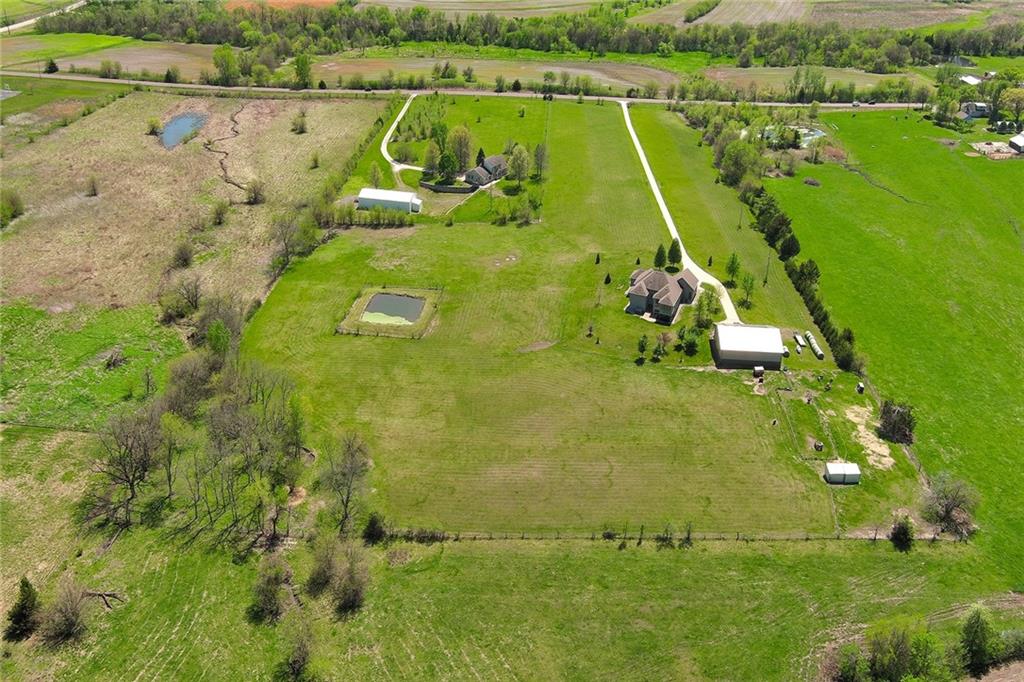 15006 Leavenworth Road Basehor, KS 66007 - Photo 8 of 63