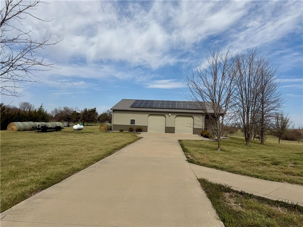 15006 Leavenworth Road Basehor, KS 66007 - Photo 9 of 12