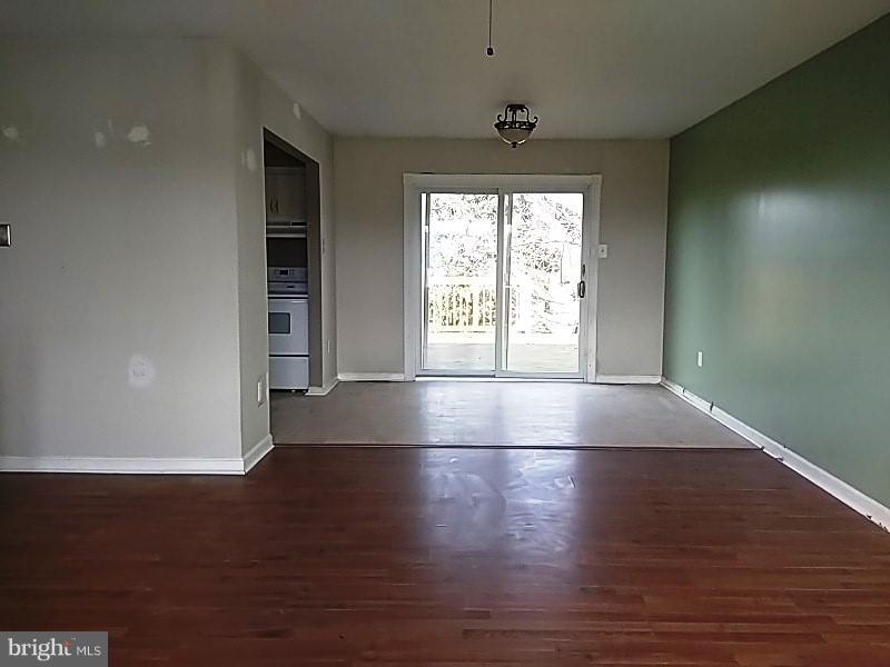 40 North Houcksville Road Hampstead, MD 21074 - Photo 8 of 43 Gallery Image 8