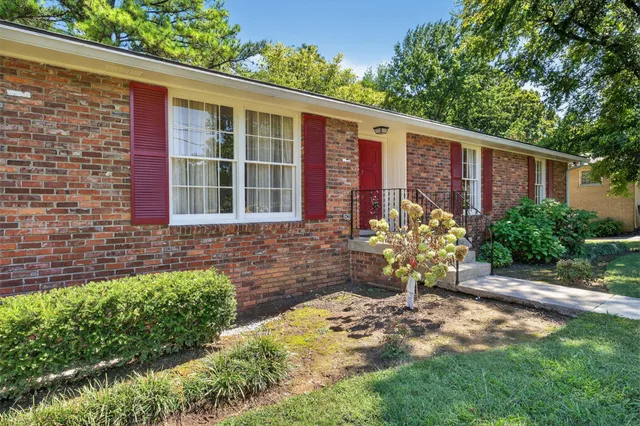 $775,000 | 5416 Wakefield Drive, Nashville, TN 37027