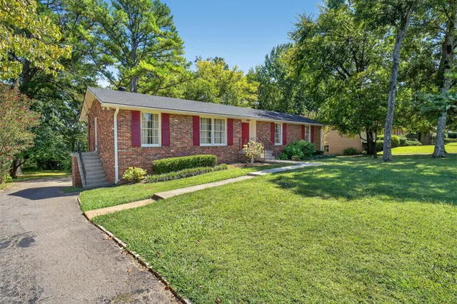 $775,000 | 5416 Wakefield Drive, Nashville, TN 37027