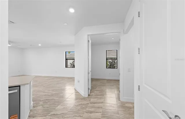 $435,000 | 18833 Indian Rock Place, Bradenton, FL 34212